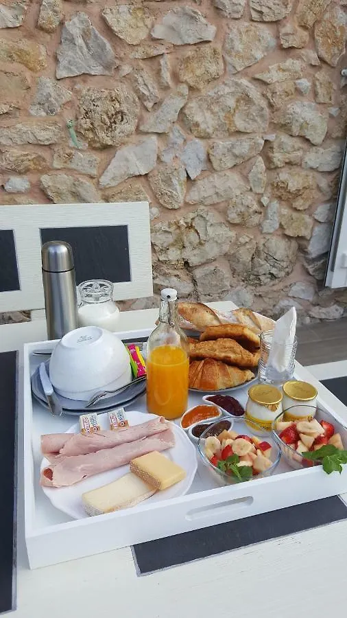 Au Charme De Pepiole Bed & Breakfast Six-Fours-les-Plages 4*,